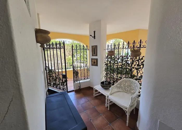 K111 Cabopino Lejlighed Marbella